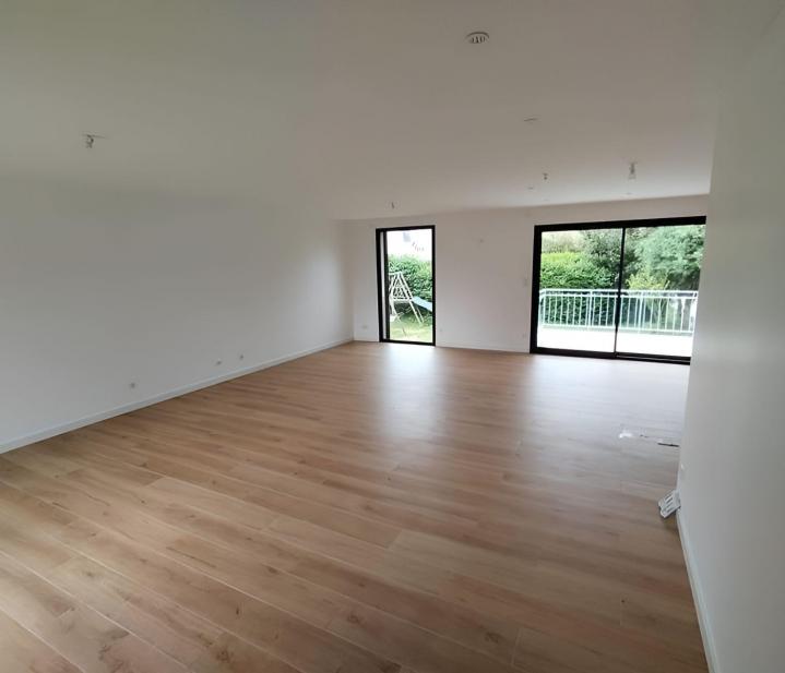 Installation de revêtements de sol professionnelle, rapidité et durabilité garanties